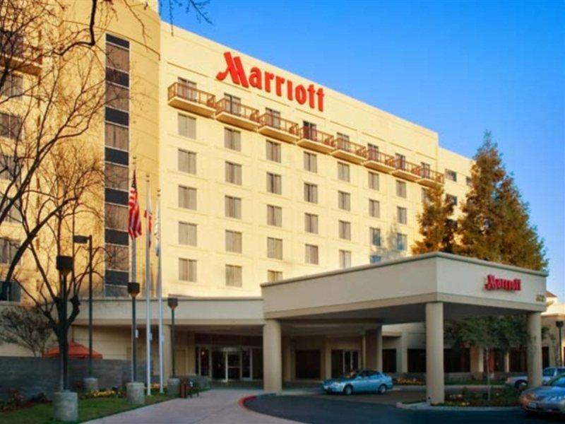 Hotel Visalia Marriott At The Convention Center Exterior foto