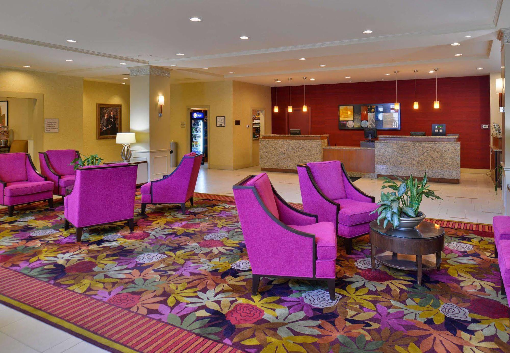 Hotel Visalia Marriott At The Convention Center Exterior foto